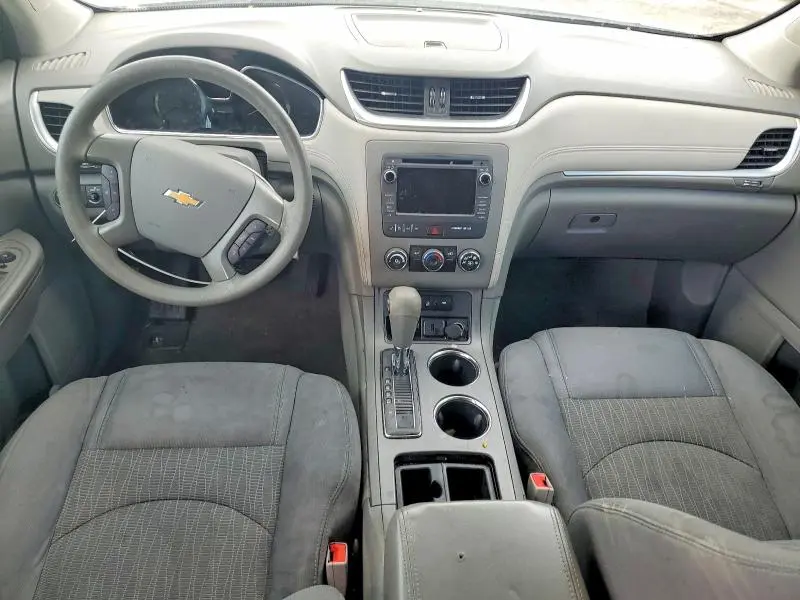 2016 CHEVROLET TRAVERSE LS  