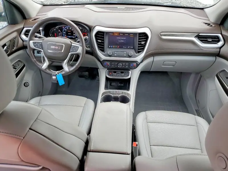 2022 GMC ACADIA SLT  