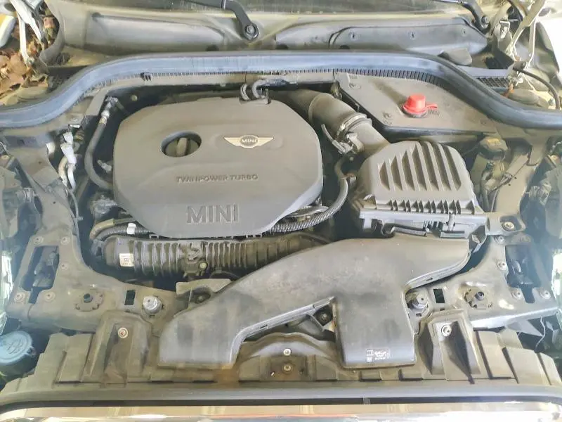 2017 MINI COOPER S  