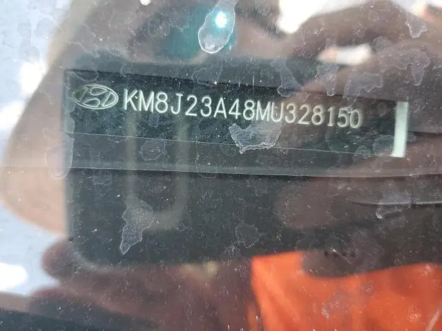 2021 HYUNDAI TUCSON SE  