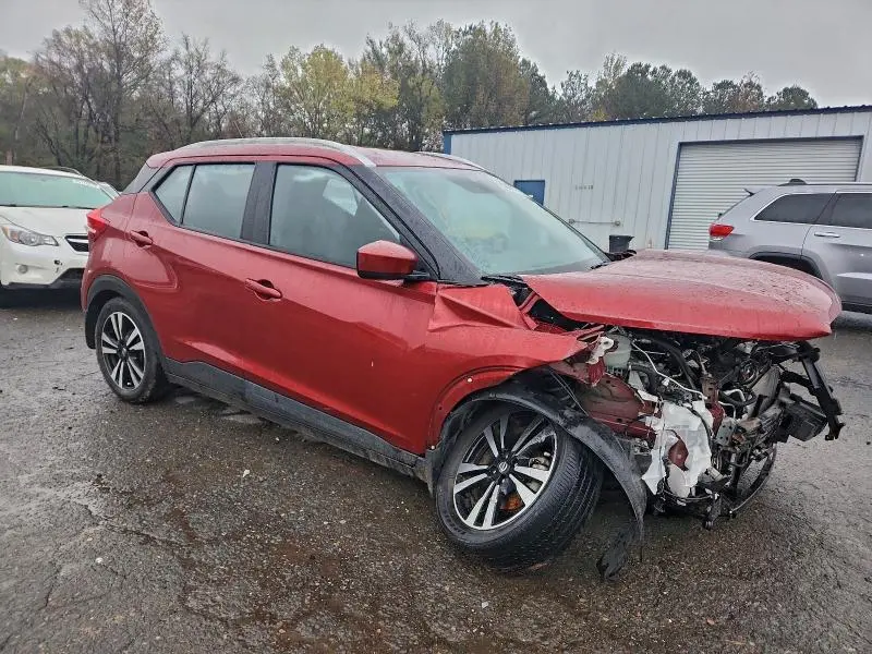 2020 NISSAN KICKS SV  