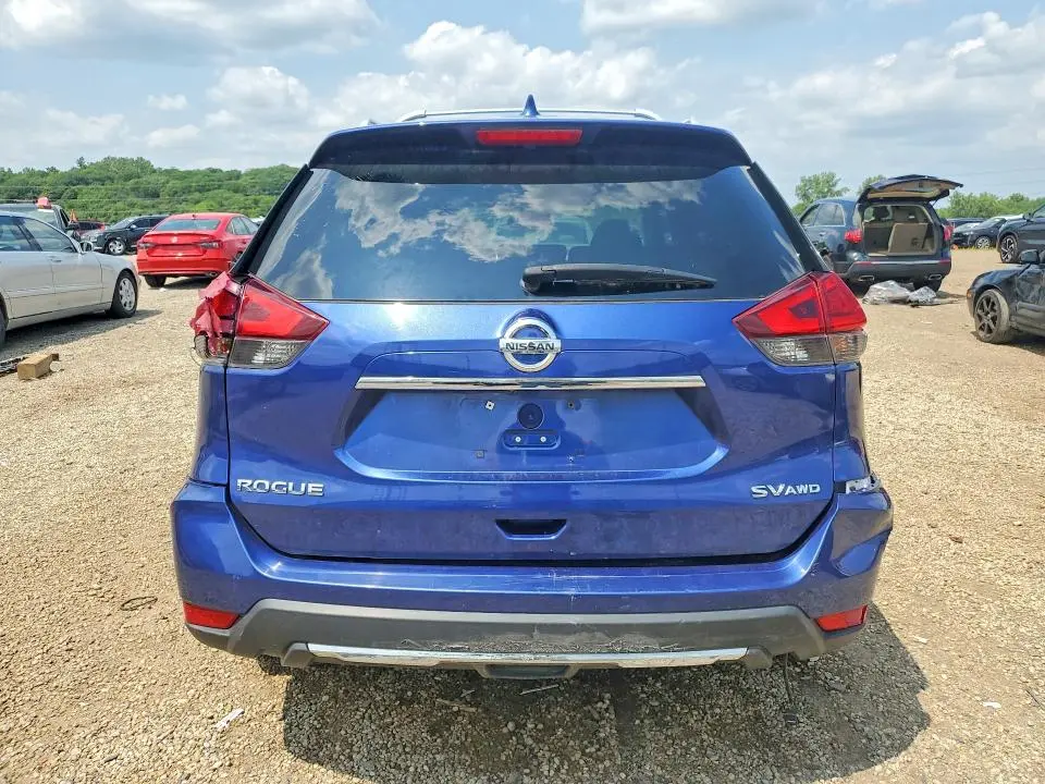 2017 NISSAN ROGUE SV  