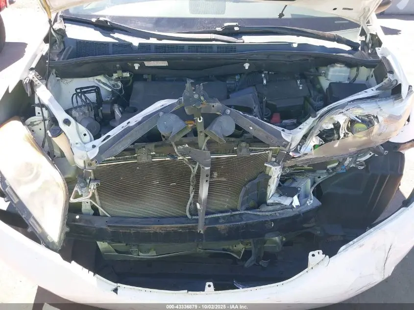 2013 TOYOTA SIENNA L V6 7 PASSENGER