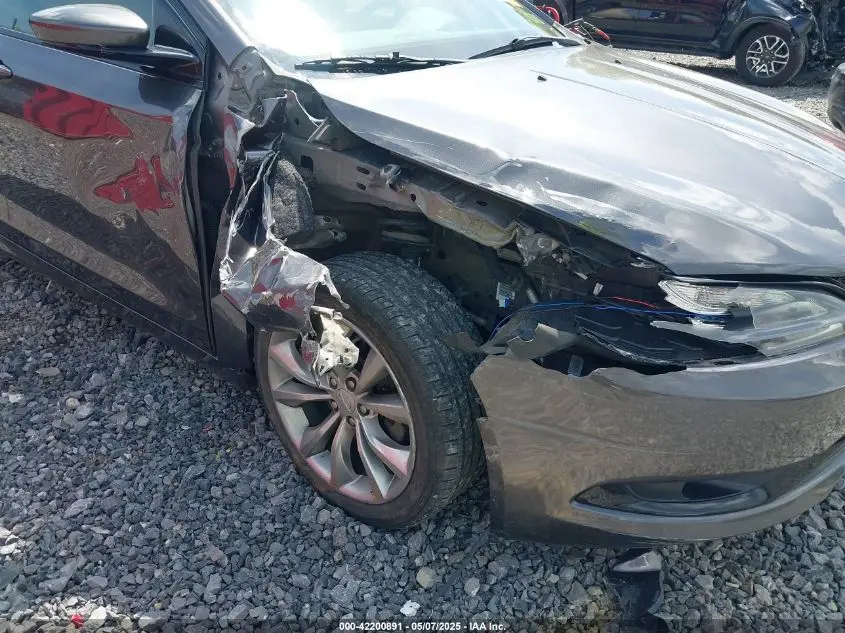 2016 CHRYSLER 200 S