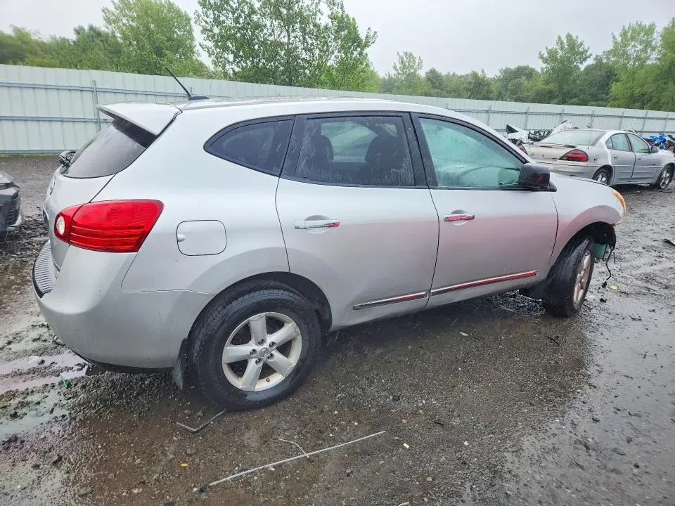 2012 NISSAN ROGUE S  