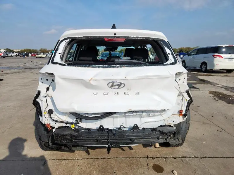 2021 HYUNDAI VENUE SE  
