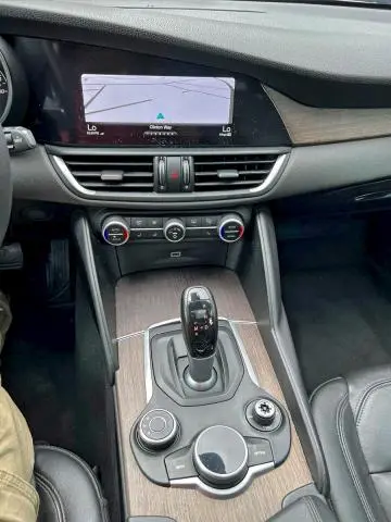 2017 ALFA ROMEO GIULIA TI Q4  