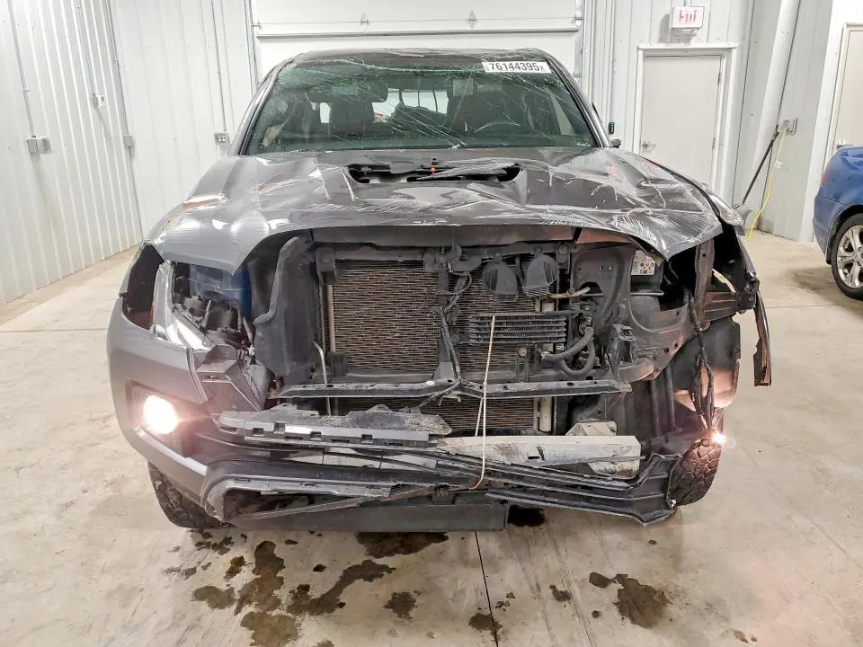 2017 TOYOTA TACOMA DOUBLE CAB  