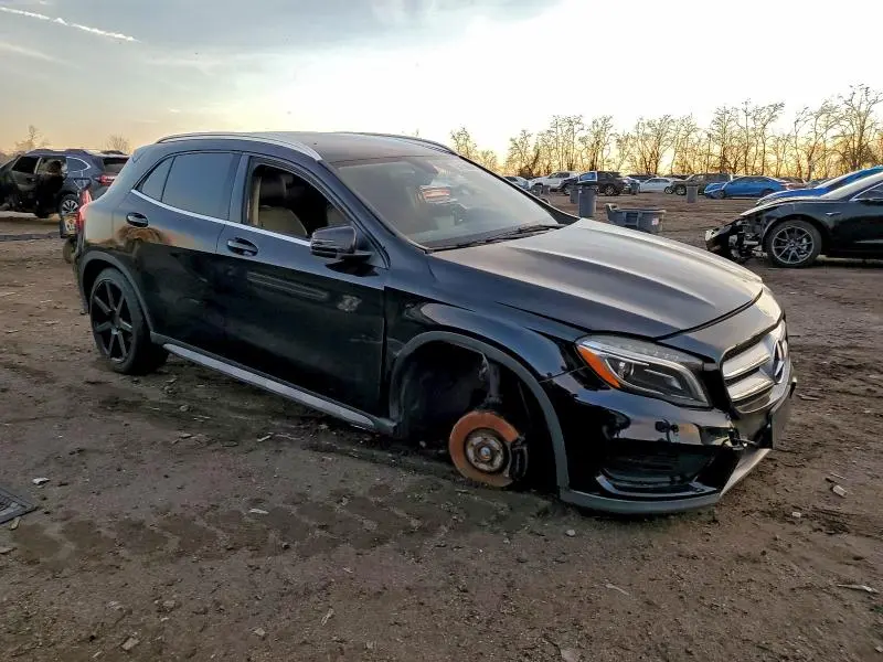 2015 MERCEDES-BENZ GLA 250 4MATIC  