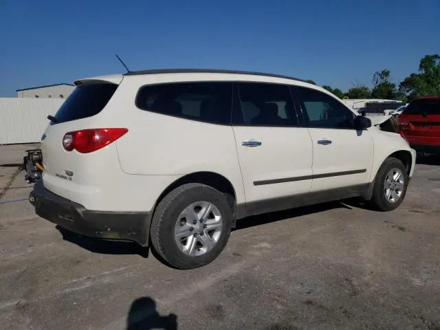 2011 CHEVROLET TRAVERSE LS  