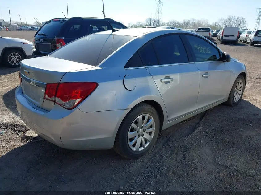 2011 CHEVROLET CRUZE LS