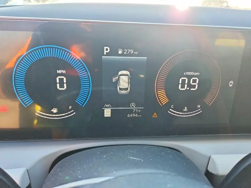 2025 HYUNDAI TUCSON SEL  