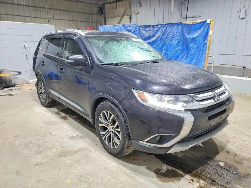 2017 MITSUBISHI OUTLANDER SE  