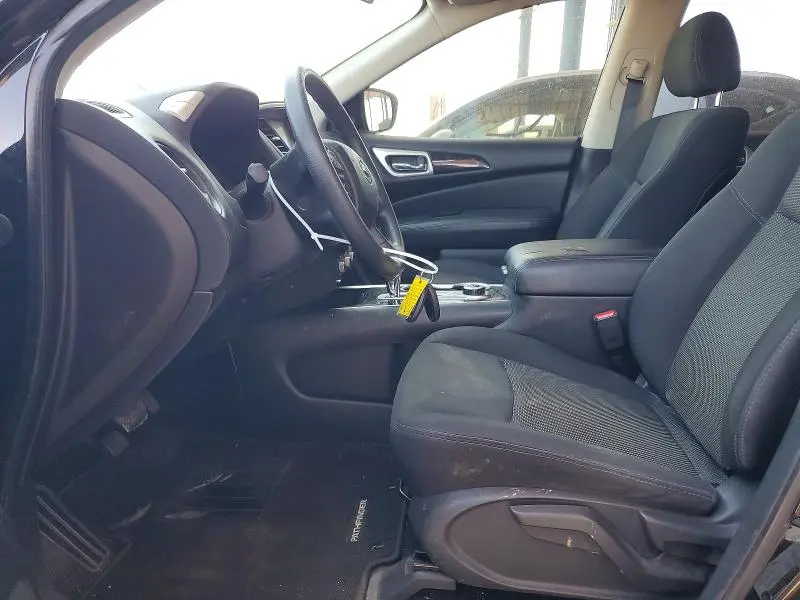 2019 NISSAN PATHFINDER S  