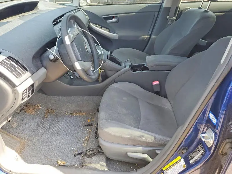 2011 TOYOTA PRIUS THREE  