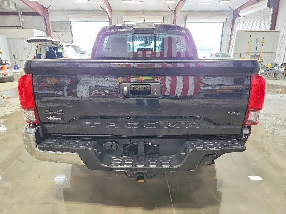 2019 TOYOTA TACOMA SR5 V6  