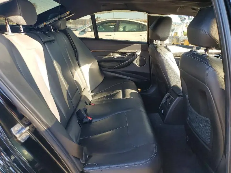 2016 BMW 328I   