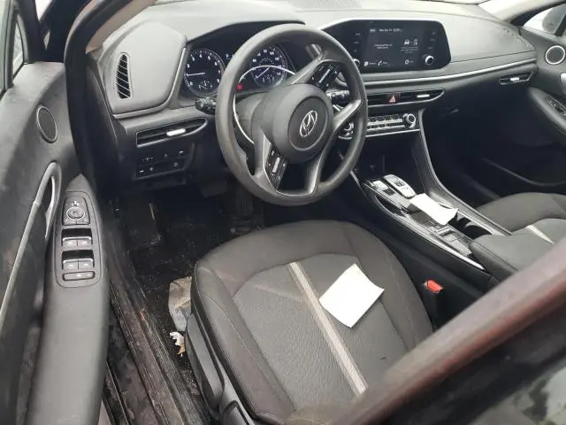 2022 HYUNDAI SONATA SE  