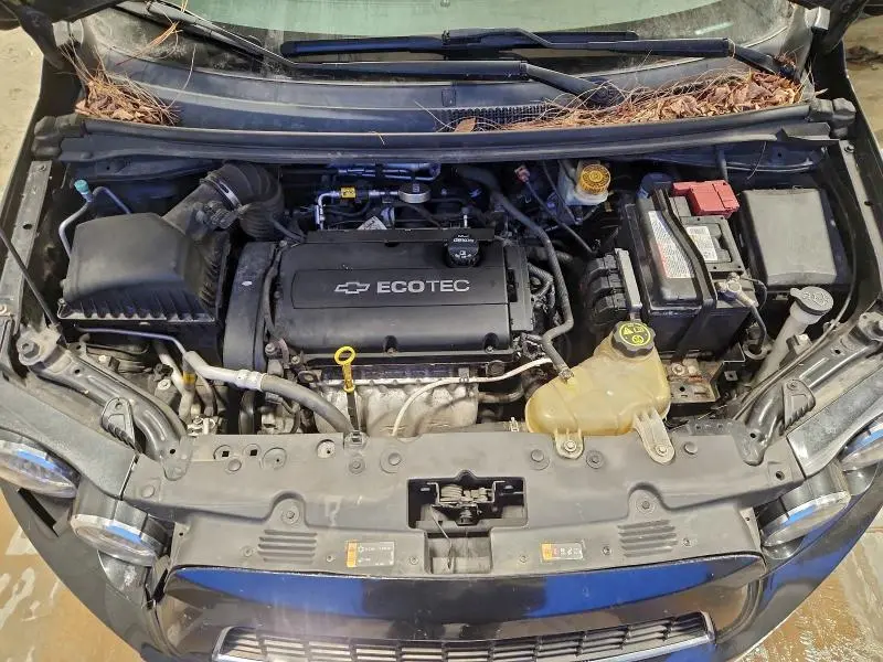 2016 CHEVROLET SONIC LT  