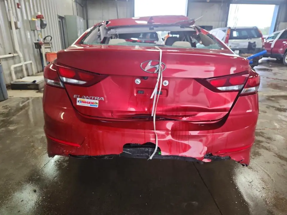 2017 HYUNDAI ELANTRA SE  