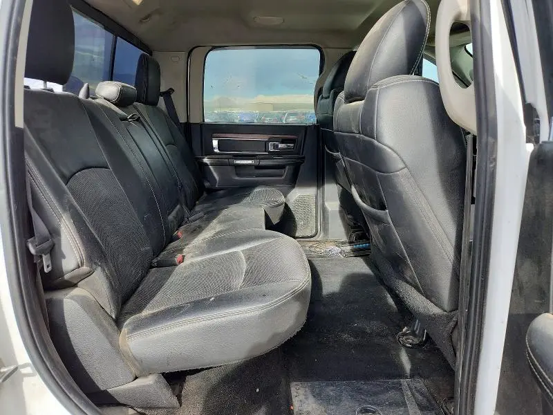 2016 RAM 1500 LARAMIE  