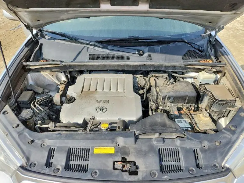 2011 TOYOTA HIGHLANDER BASE  