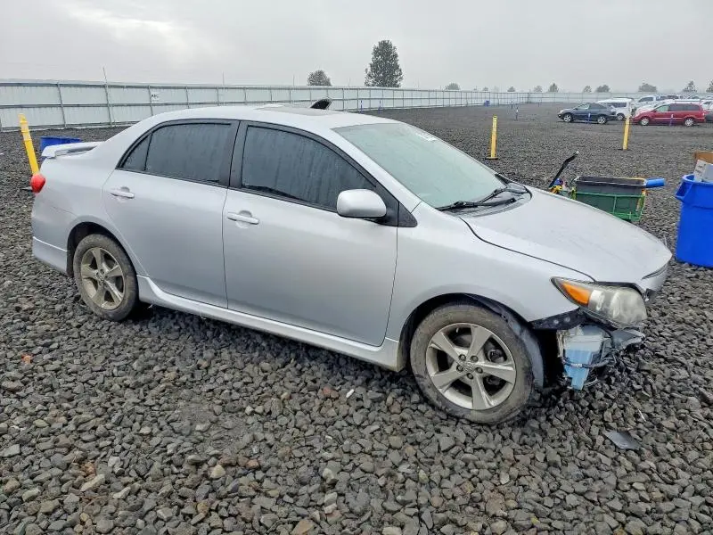 2011 TOYOTA COROLLA BASE  