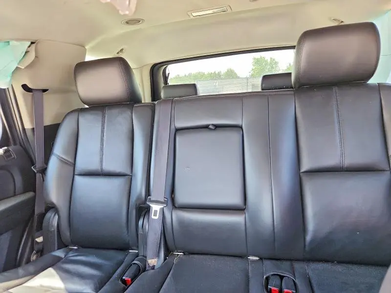 2011 CHEVROLET TAHOE K1500 LT  