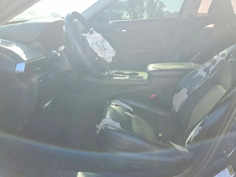 2019 NISSAN ALTIMA SR  