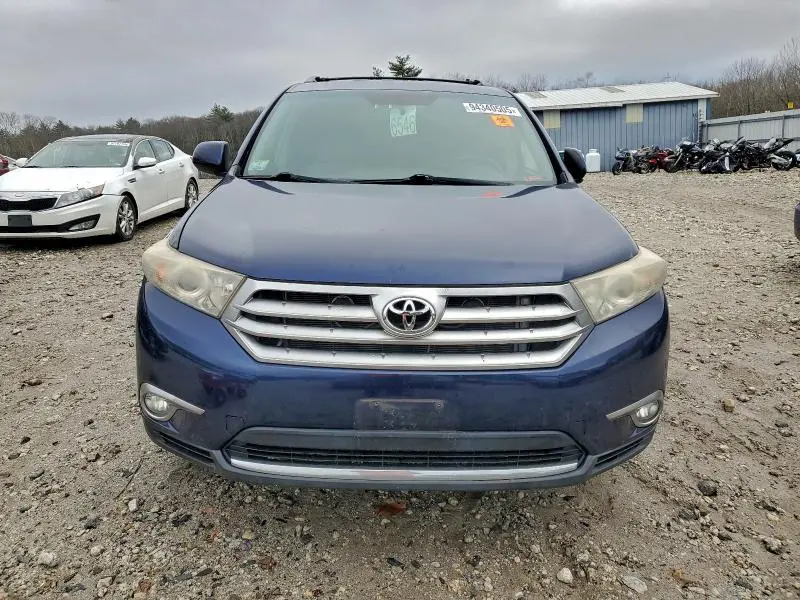 2011 TOYOTA HIGHLANDER BASE  