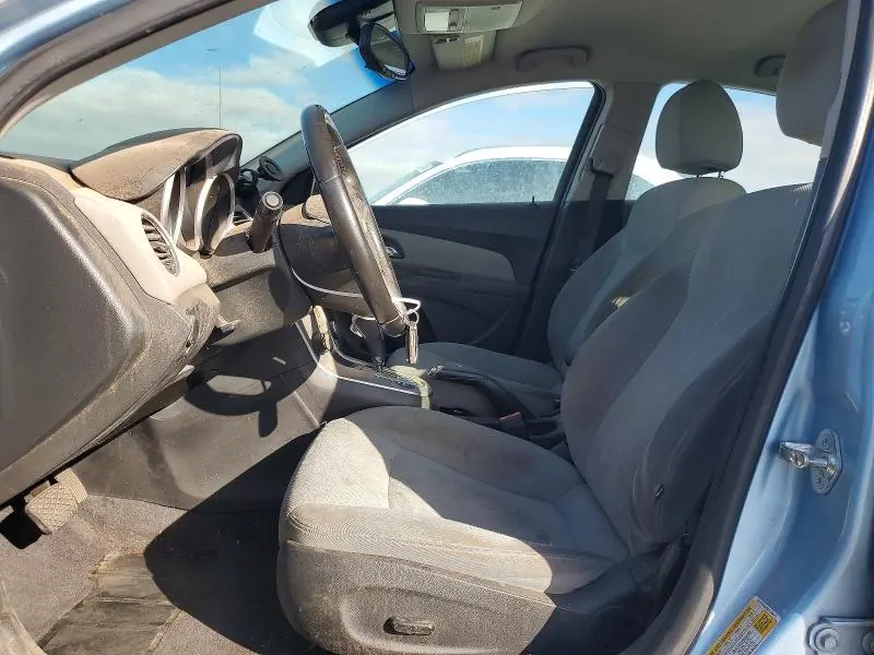 2011 CHEVROLET CRUZE LT  