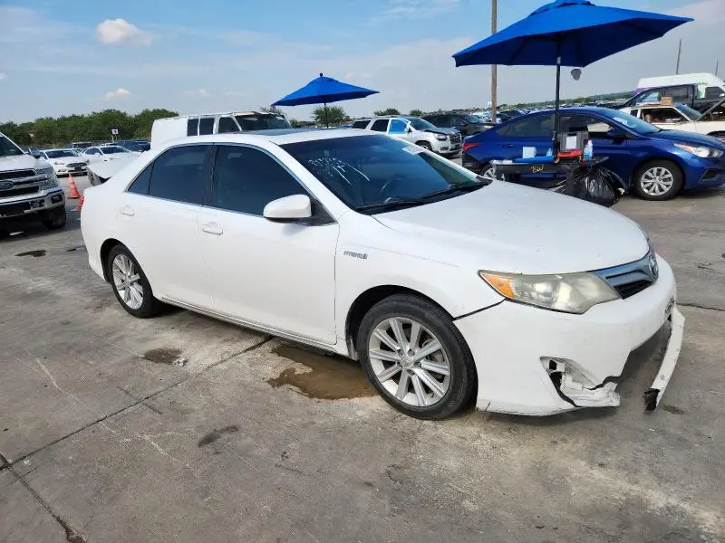 2012 TOYOTA CAMRY HYBRID  