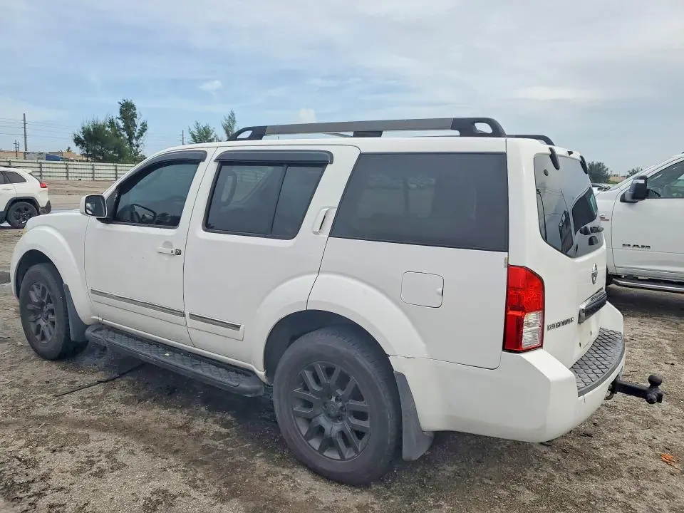 2010 NISSAN PATHFINDER S FE+  