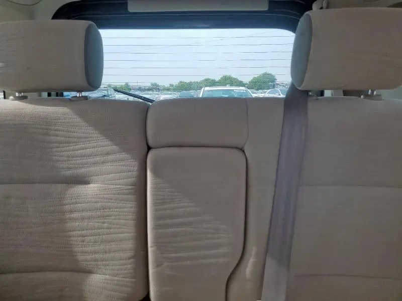 2010 NISSAN CUBE BASE  