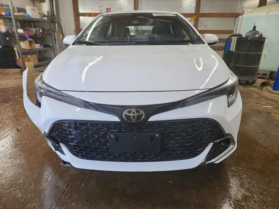 2025 TOYOTA COROLLA XSE  