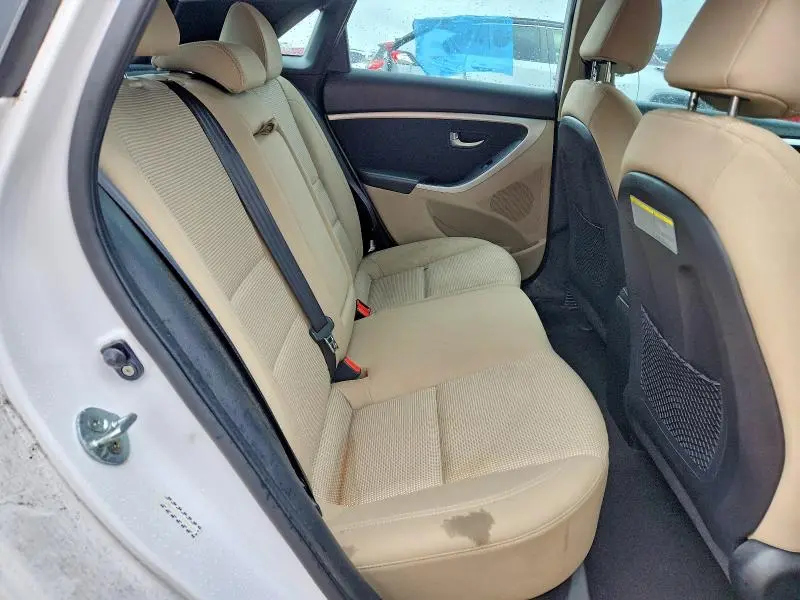 2016 HYUNDAI ELANTRA GT BASE  