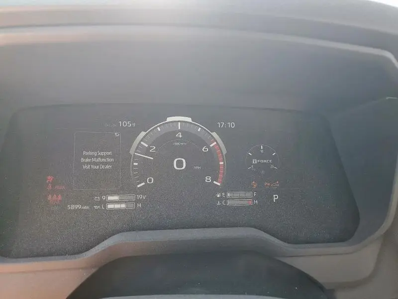 2025 TOYOTA TUNDRA CREWMAX LIMITED