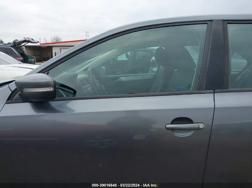 2012 VOLKSWAGEN JETTA 2.0L TDI