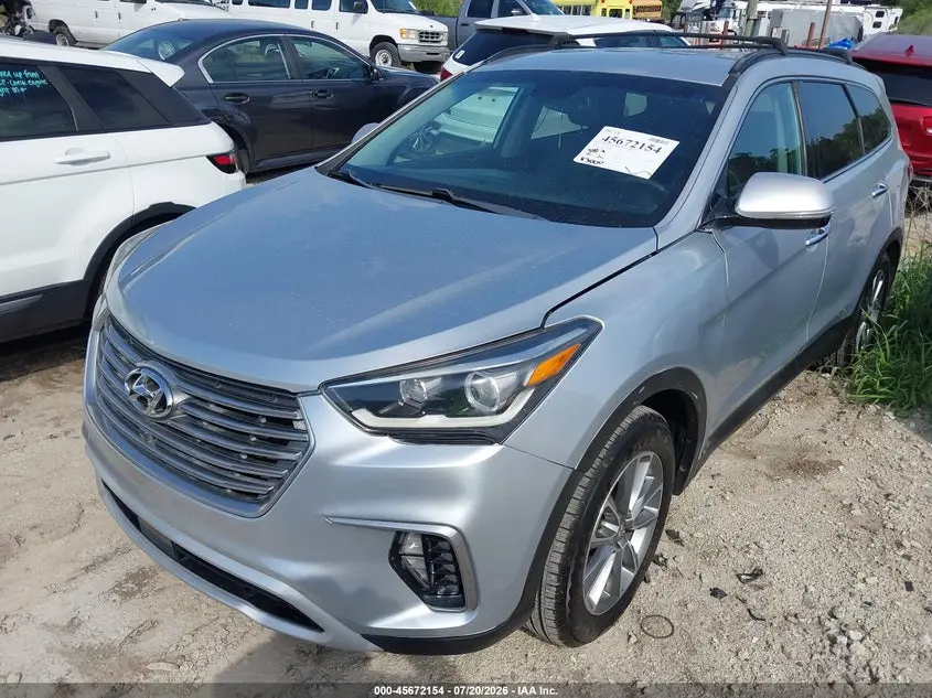 2018 HYUNDAI SANTA FE SE
