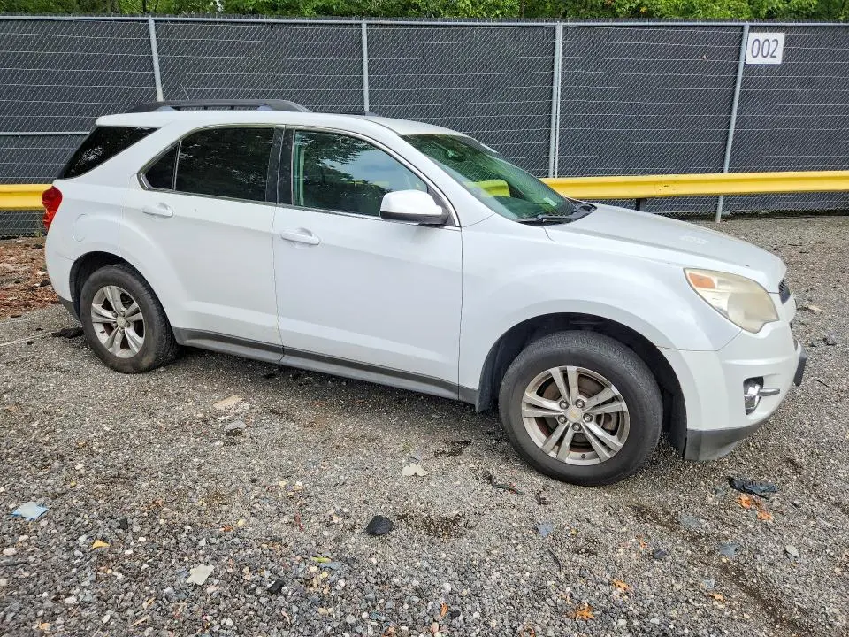 2013 CHEVROLET EQUINOX LT  