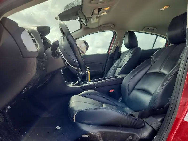 2018 MAZDA 3 TOURING  