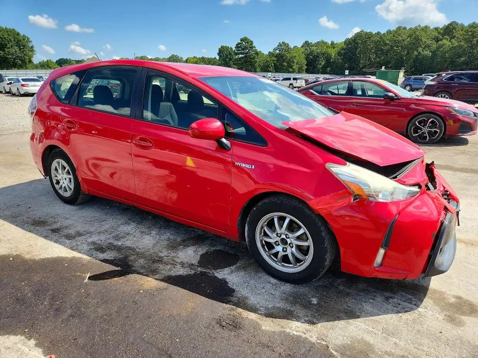 2015 TOYOTA PRIUS V THREE  