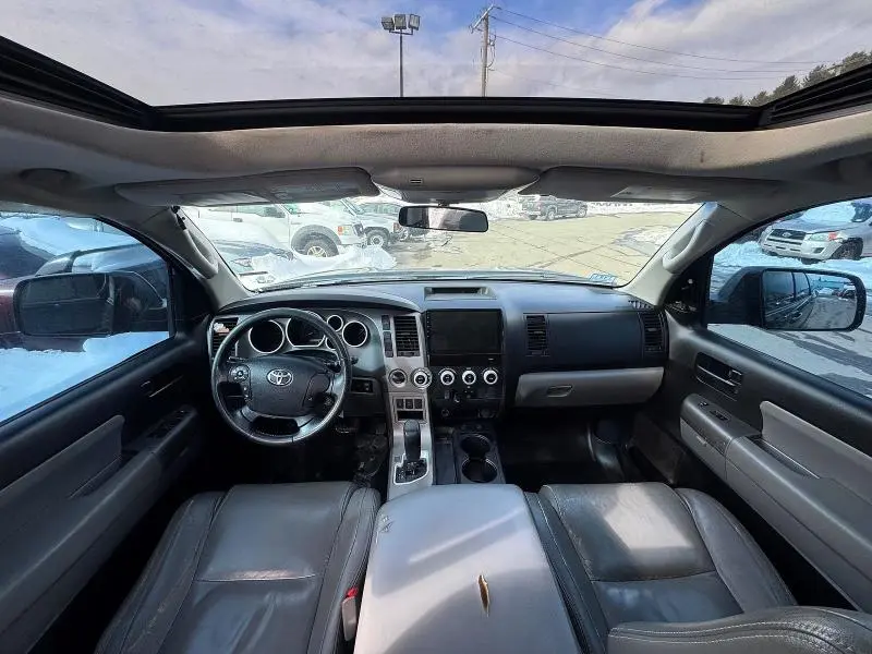 2012 TOYOTA SEQUOIA SR5  