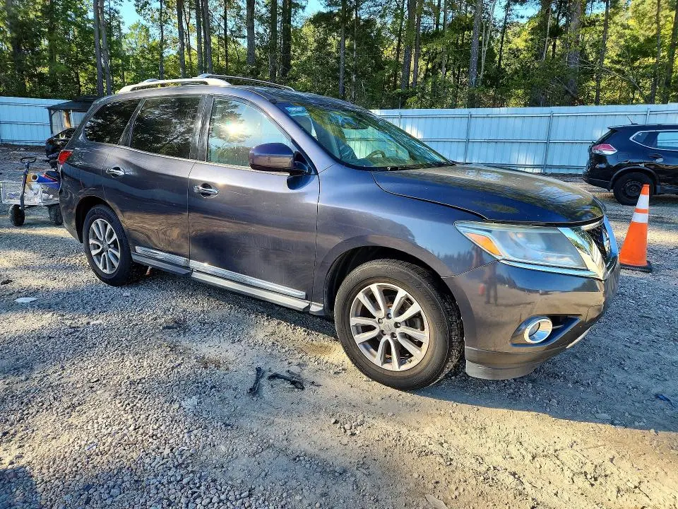 2014 NISSAN PATHFINDER SL  