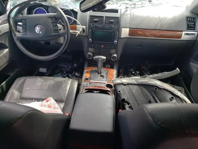 2010 VOLKSWAGEN TOUAREG TDI  