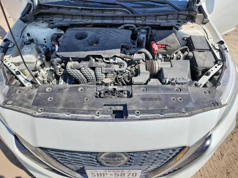 2019 NISSAN ALTIMA SR  