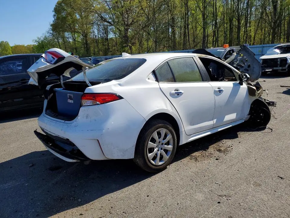 2022 TOYOTA COROLLA LE  