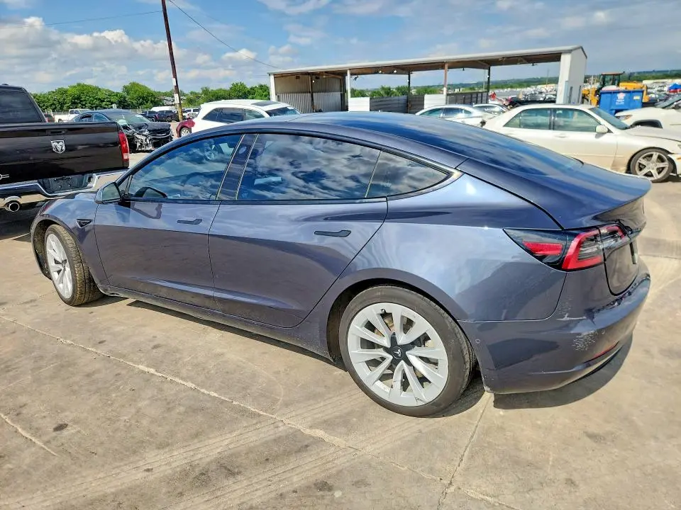 2021 TESLA MODEL 3   