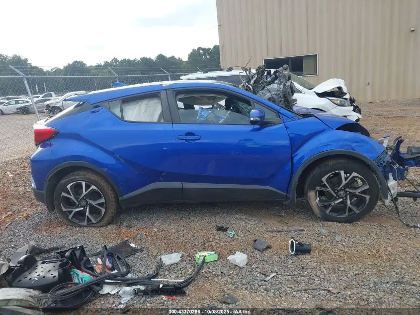 2018 TOYOTA C-HR XLE PREMIUM