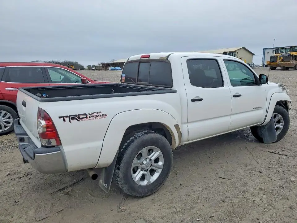 2013 TOYOTA TACOMA V6  